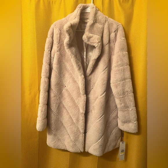 Calvin Klein Jackets & Blazers - Calvin Klein - Faux Fur Coat, Women’s Medium.